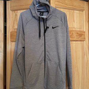 Men’s N ike Dryfit Hooded Zip-up Sweatshirt. Grey. Size Large.